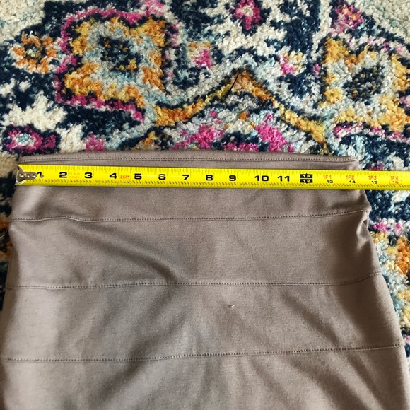 3 mini skirts - Picture 11 of 16